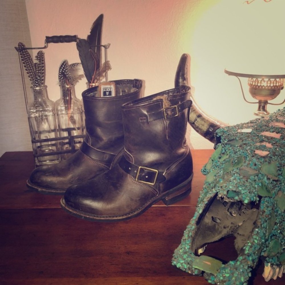 GORGEROUS Frye/Coach Harness boots 8.5
